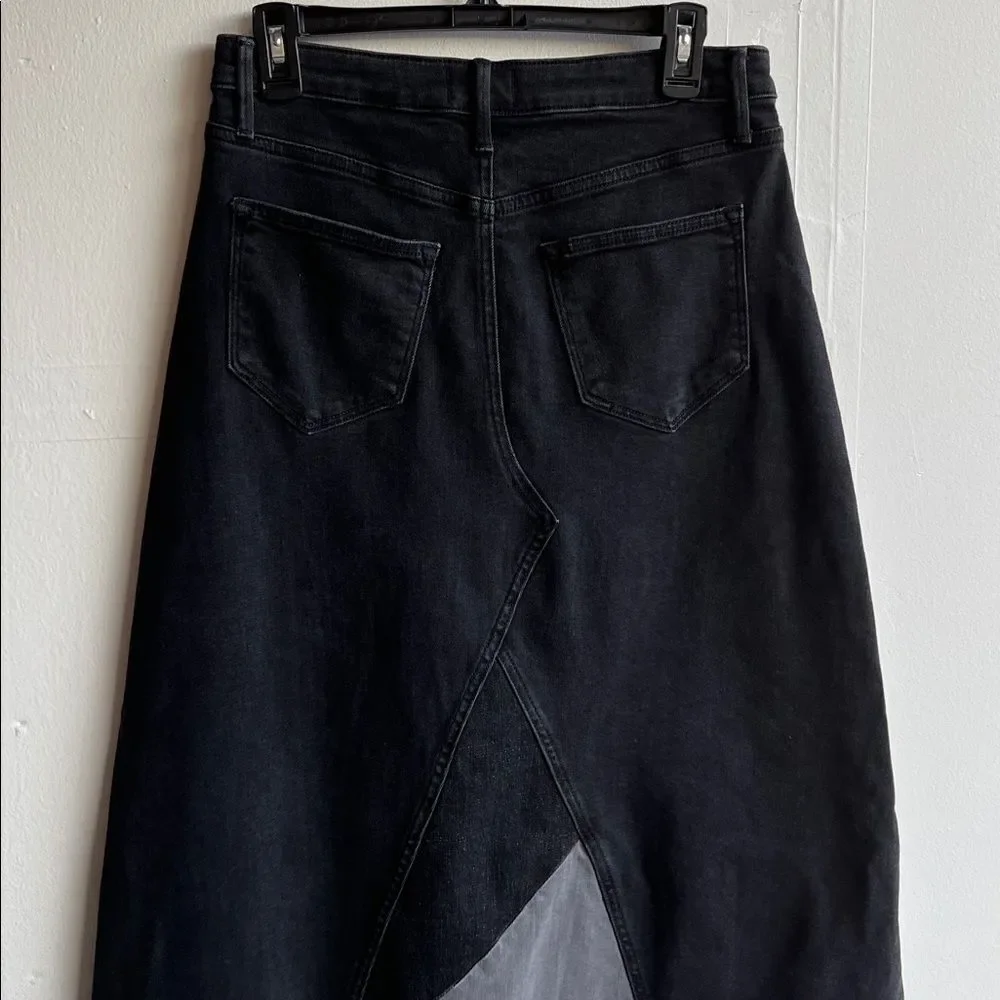Free People Driftwood Katie Midi Maxi Skirt Denim Black Gray Frayed in Size 28